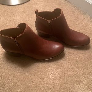 New in box Lucky Brand Brown Booties